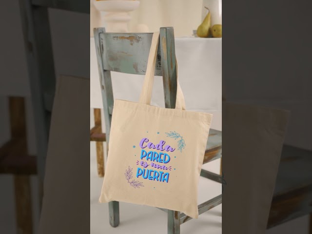Vídeo relacionado con Docliick. Bolso Tote bag con Frase Motivadora y Mensaje. Regalo Motivador para Mujer. Bolso tela compracon mensaje motivador.Algodón 100% - La Confianza