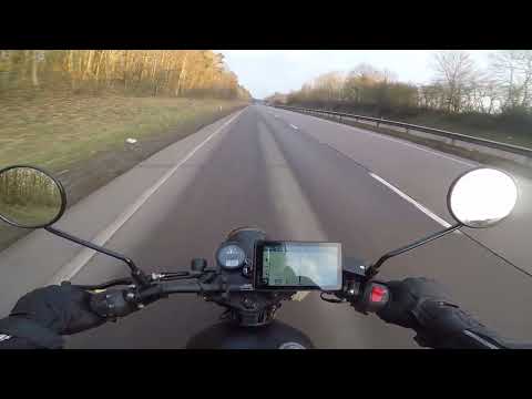 This bellend must of been late for his dinner