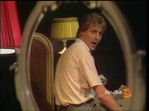 Iveta Bartošová & Petr Sepéši -  Tak Málo Si Mě Všímáš