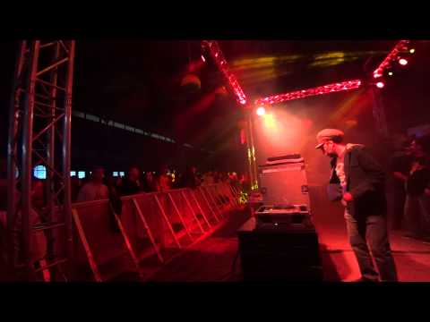 REGGAEBUS FESTIVAL 2014 - Blackboard Jungle ▶️ RDH HiFi - Hiboo 2⃣