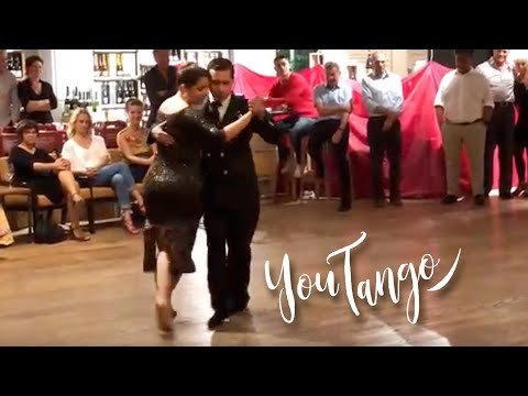  Miriam Copello  and  Cristian Dario Correa  are  dancing  to  the  milonga  "  Milonga Querida  "  by  Juan D'Arienzo  in  2019