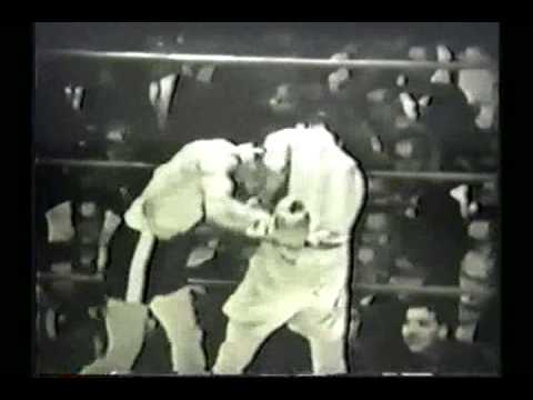 Art Aragon | Carmen Basilio 3/4