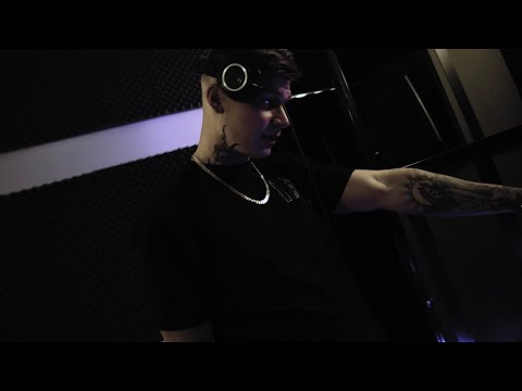 VNSKA - Vasoi (Official Music Video)