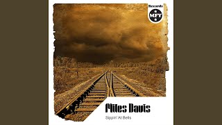 Sippin' at Bells (feat. Charlie Parker)