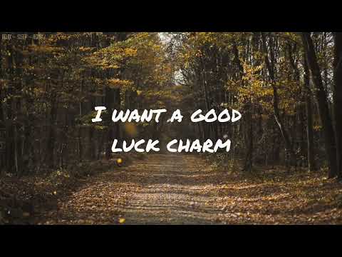 Good Luck Charm - Elvis Presley (Lyrics)