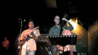 Adrian Demain & Rob Thorsen - Hawaiian Hula Eyes (ukulele / upright bass)