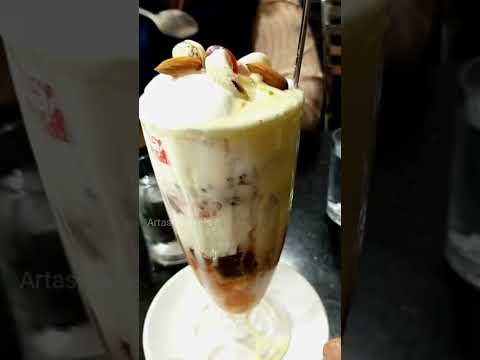 The falooda experts at Calicut|| Sangeeth coolbar//Foodspot by Artastywheels