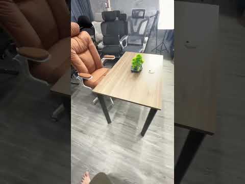 Bàn Văn Phòng 4 Chân Trụ Sắt Sơn Tĩnh Điện - BLV125