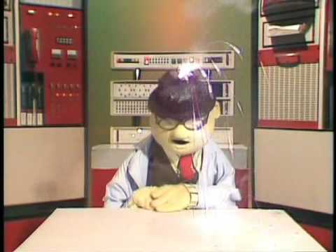 The Muppet Show: Muppet Labs - Exploding Clothes