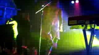 Tilly and the Wall - Falling Without Knowing II Cat&#39;s Cradle