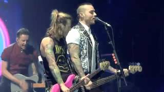 McBusted - Who&#39;s David - Live@O2 DVD