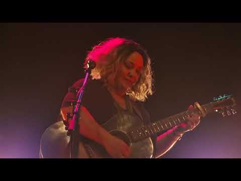 Dag 16 Ramblin Roots 21 Samantha Martin & the Delta Singers 1