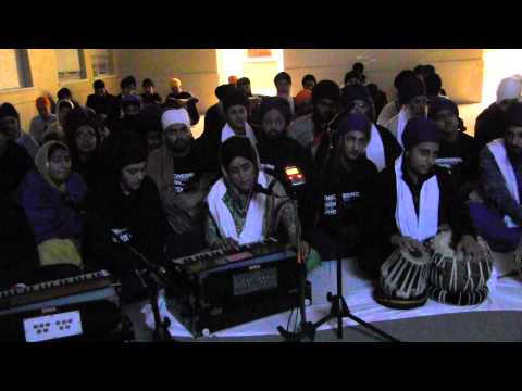 Bibi Talwinder Kaur - Khalsa Camp BC Winter 2014 - Rainsbaaee