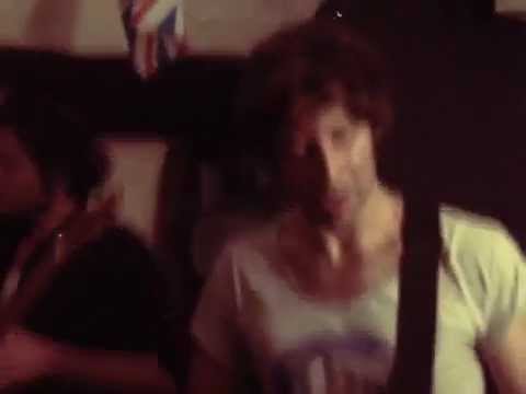 Jamming in a house party with Mathieu Chedid, Adanowsky, Xavier and Vincent (Gush)