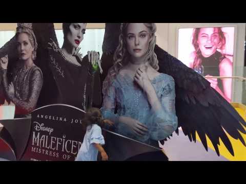 download lagu mp3 mp4 Lion King Movie Yorkdale, download lagu Lion King Movie Yorkdale gratis, unduh video klip Lion King Movie Yorkdale