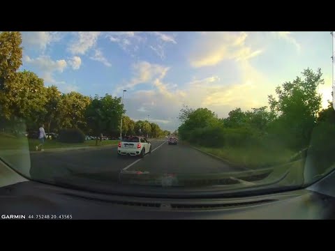 Preticanje preko pune linije - Skojevsko naselje - Beograd, Rakovica, ul. Kneza Višeslava