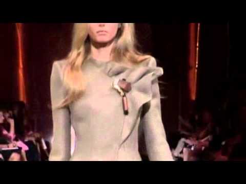 Giorgio Armani Privé - Haute Couture Fall Winter 2010-2011 (HAIR BY ORIBE AND TEAM)