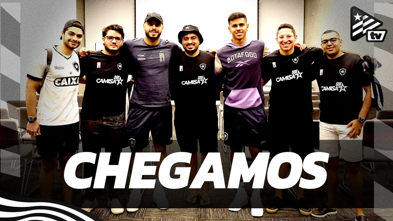 VÍDEO | Botafogo chega a Recife para duelo contra Sport com carinho de dezenas de torcedores