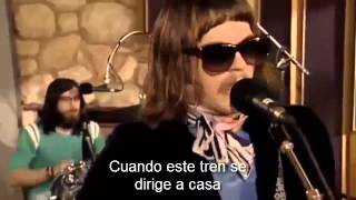 Kings of Leon - Happy Alone (subtitulada)