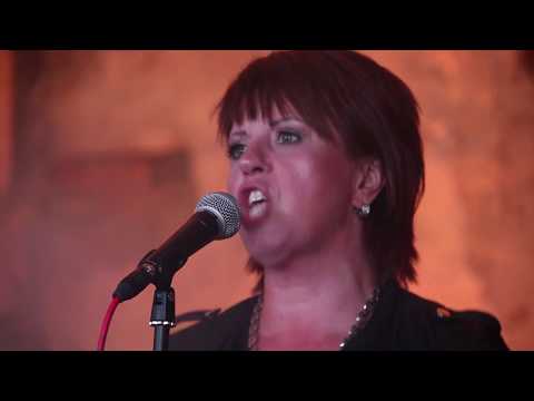 Rockomotiva-cz - Rockomotiva - Potkala ho u piva