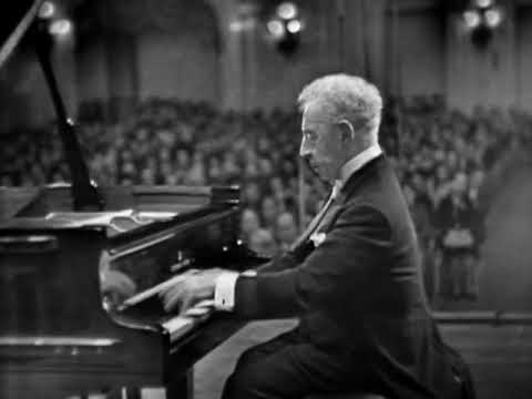 Rubinstein plays Chopin: Polonaise op. 53 (live, correct pitch, HQ)