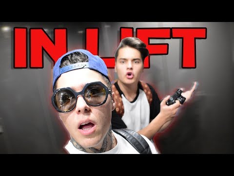 M-AM BLOCAT CU SELLY