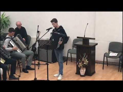 Isus, Isus, ce nume mare