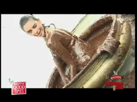 download lagu mp3 mp4 Angela Jonsson Nude, download lagu Angela Jonsson Nude gratis, unduh video klip Angela Jonsson Nude