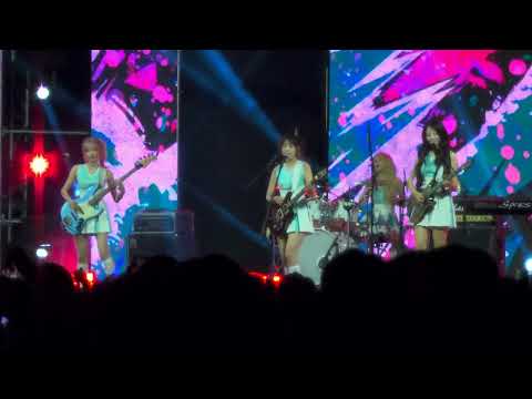 [4K] 260507 육군사관학교 위문열차 직캠 (QWER - BAD HABIT)