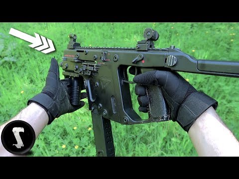 Real SWAT Officer plays Airsoft with VECTOR SMG and Destroys EVERYONE Video