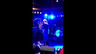 She's so him (concerto Anna Rossinelli 25.10.13)