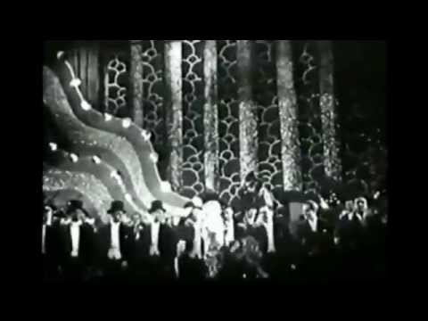 GITTA ALPAR: Tanzszene aus "Gitta entdeckt ihr Herz" (1932)