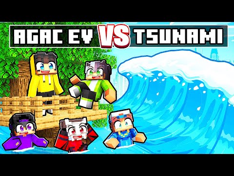 Will a Treehouse Protect Me from a Deadly Tsunami in Minecraft? 🌴