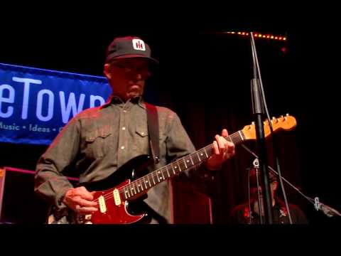 Los Lobos - Good Morning Aztlán (eTown webisode #875)