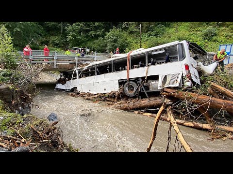 Top 10 Crazy Truck & Car Crash 2023 ! Total Idiot At Work Fails - Dangerous Truck Driving Skills !
