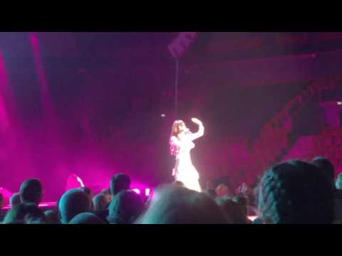 Laleh -  Bara vara mig själv - Live i Malmö 2016-11-05