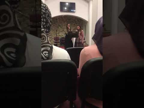 Surorile Estera și Monica - Ce dar măreț