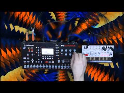Modulatia - Fall Leaves [Octatrack + Volca Bass]