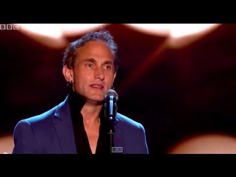Sarah Dunn perSi Genaro performs 'Falling Slowly'   The Voice UK 2015 Blind Auditions 6   BBC One