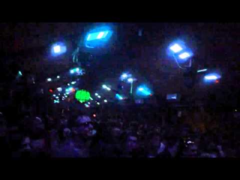 MARCO CAROLA @ CARNAVAL 2 - WARUNG BEACH CLUB PLAYS ECCO - DOMINATRIX (ORIGINAL MIX)