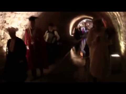 parcours théâtralisé-9b-marche dans le bief