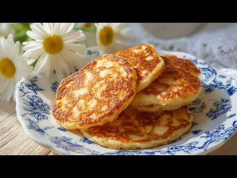 Just oatmeal and apples! Tastes like in an expensive bakery