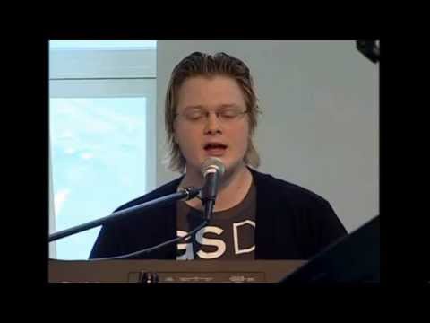 Jóhan Magnus Kristiansson Olsen syngur - "Einleiki"