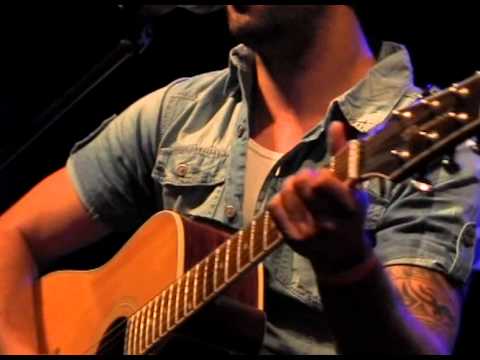 Abertura Xutos e Pontapes kolping arena zürich -  Bounce Chief, Pêga, Evang, N Fly, Janet