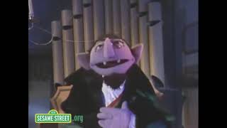 Sesame Street: Batty Bat