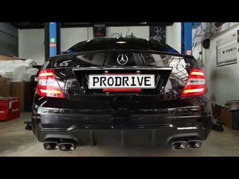 คลิปเสียงท่อ  AKRAPOVIC Full Evolution Titanium Exhaust C63 AMG ***LOUD***