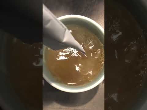 Making peach 🍑 boba tea 🧋