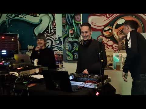 Strawdogz - Blur (feat. Marina P) (3/3) Live Auberg In Dub #11 Paris 20230422 212409 HD