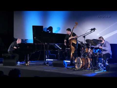 Marcin Wasilewski Trio - Oz Guizos (from 