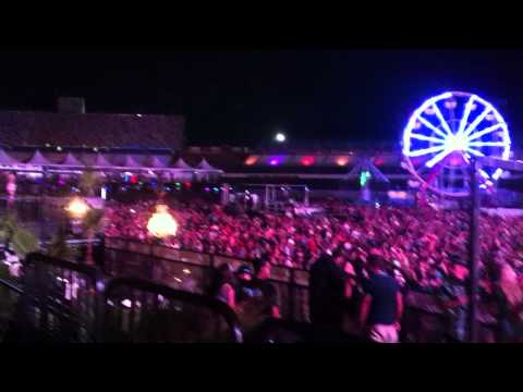 Martin Solveig drops AVICII - SWEET DREAMS (CAZZETTE Meet AT NIGHT Mix) @ ELECTRIC DAISY CARNIVAL